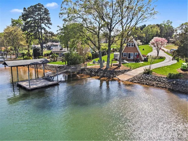 $1,335,000 | 250 Ponderosa Circle, Mooresville, NC 28117