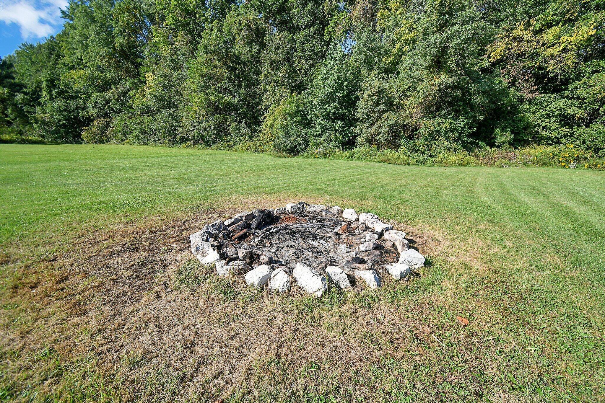 485 North Old State Road Delaware, OH 43015 - Photo 45 of 46 firepit