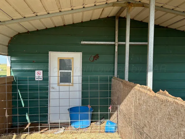 $680,000 | 6570 County Road 37, Vega, TX 79092