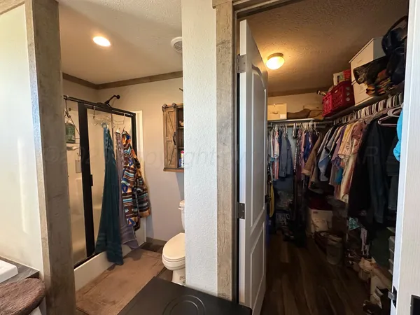 a view of walk in closet