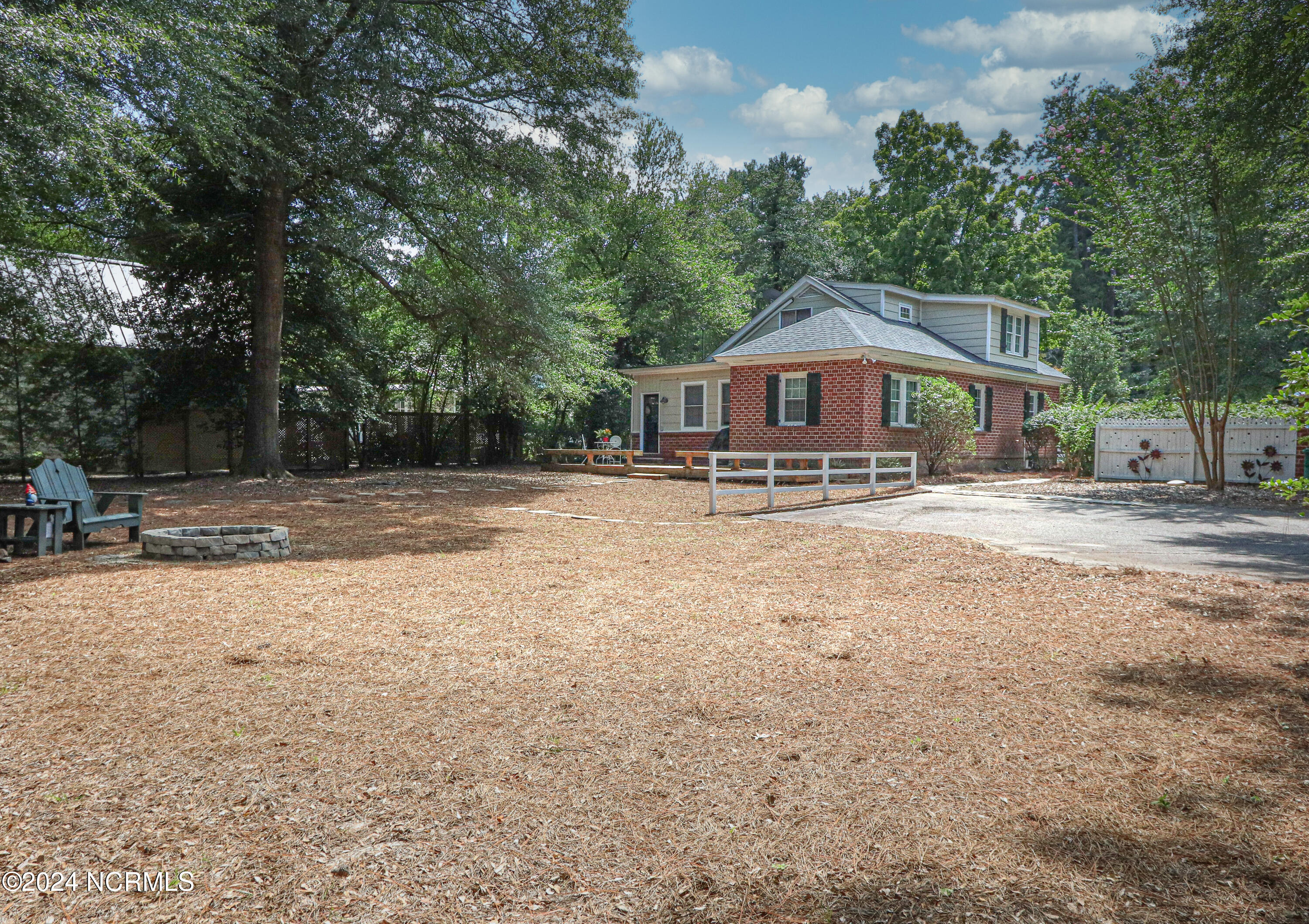 110 Short Road Pinehurst, NC 28374 - Photo 41 of 43 IMG_7037_Luminar4-edit