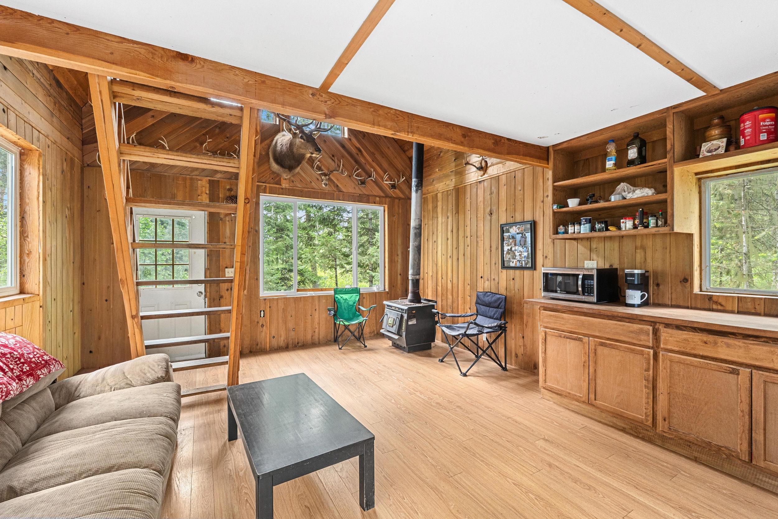 4045 Deer Creek Road Valley, WA 99181 - Photo 39 of 44