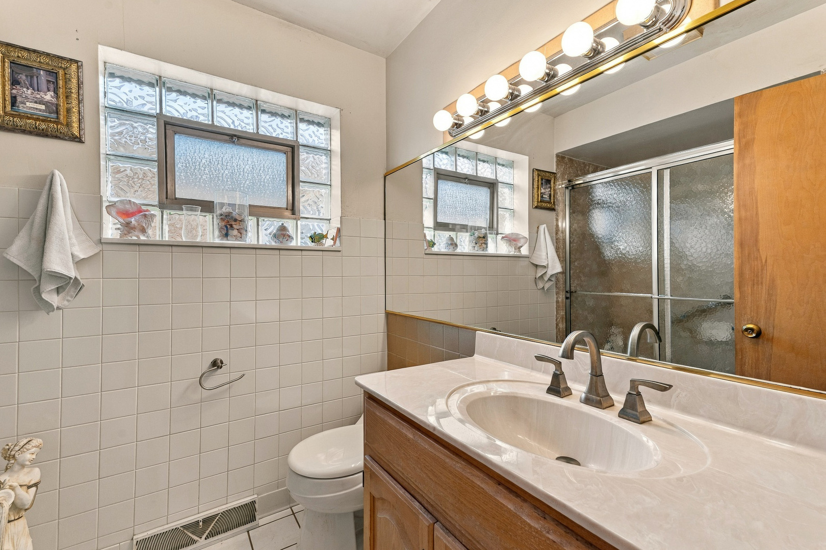 2430 Westover Avenue North Riverside, IL 60546 - Photo 16 of 47 Gallery Image 16