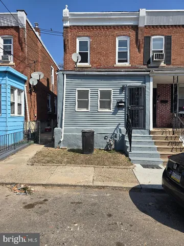$224,900 | 1119 Chestnut Street, Darby, PA 19023
