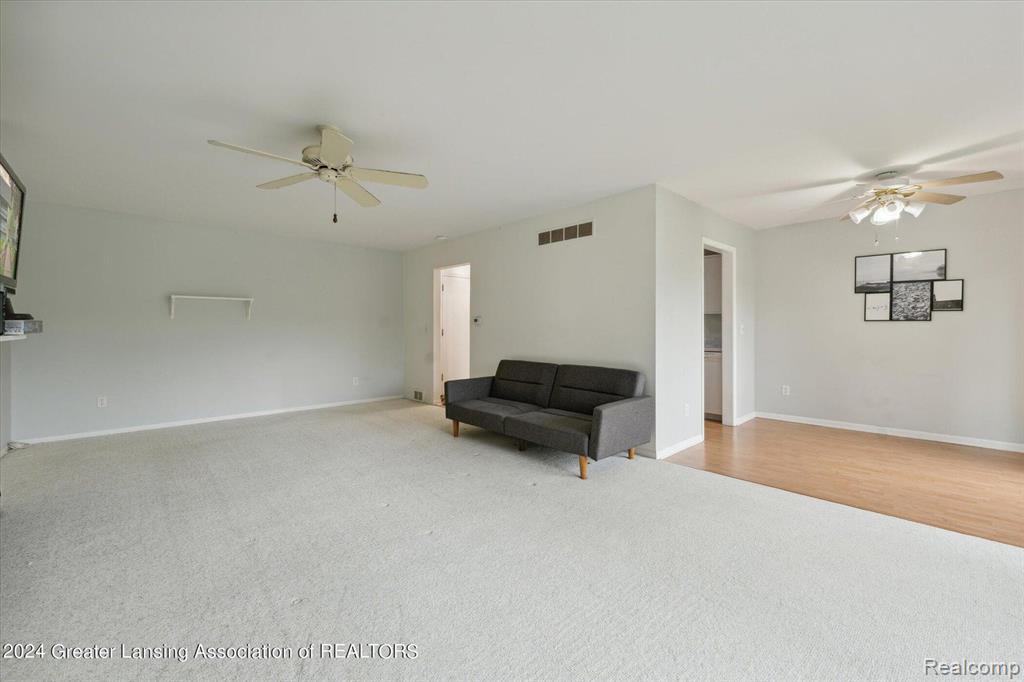 2926 Mt Hope Road Okemos, MI 48823 - Photo 20 of 33