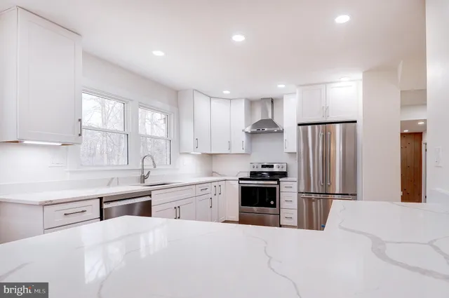 $6,995 | 9704 Hall Road, Potomac, MD 20854