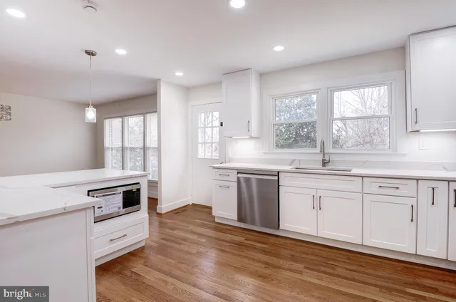 $6,995 | 9704 Hall Road, Potomac, MD 20854