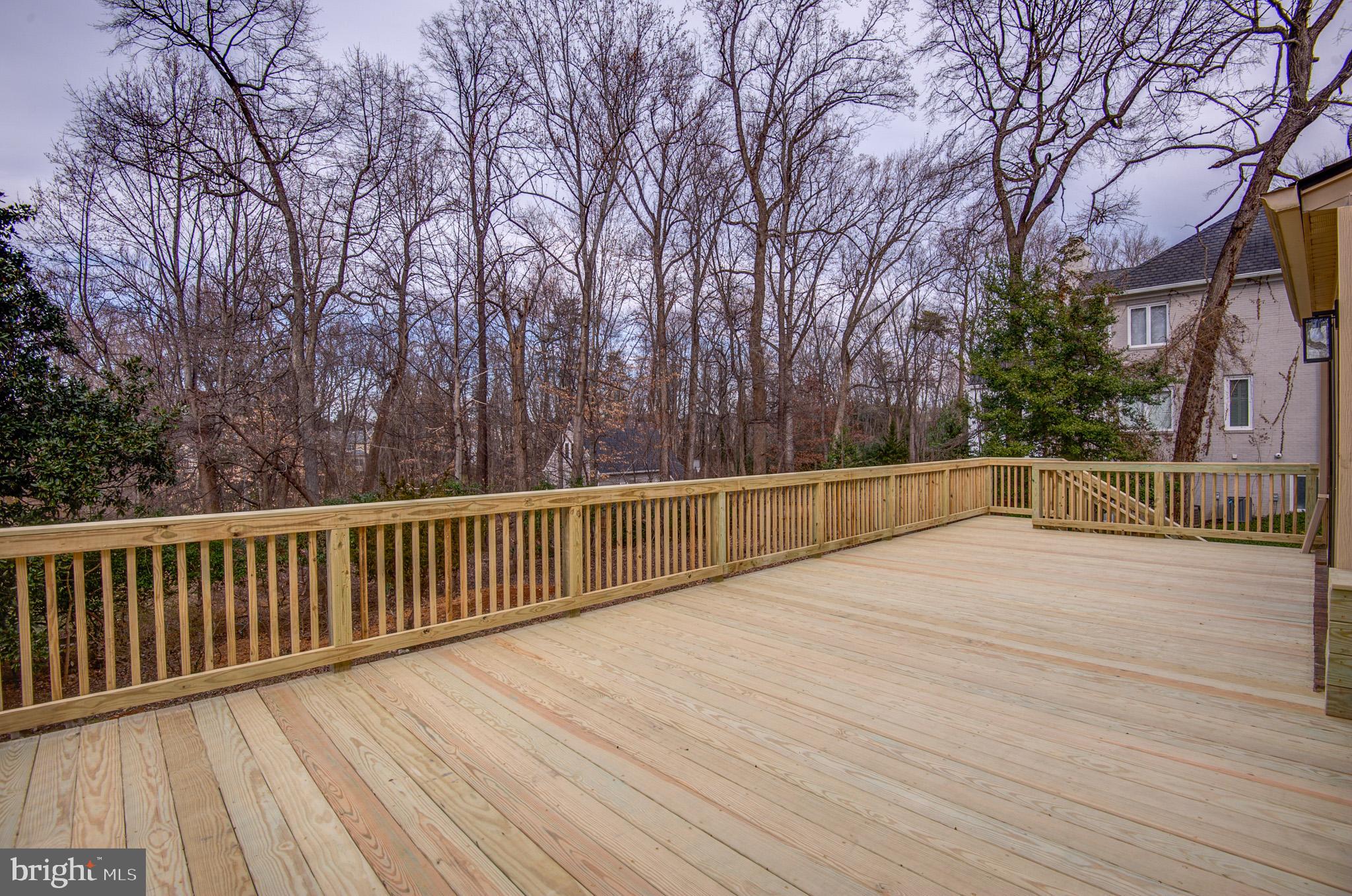 9704 Hall Road Potomac, MD 20854 - Photo 16 of 61