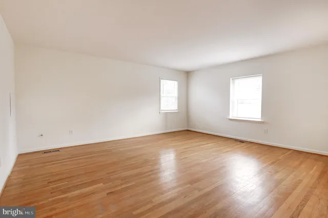 $6,995 | 9704 Hall Road, Potomac, MD 20854