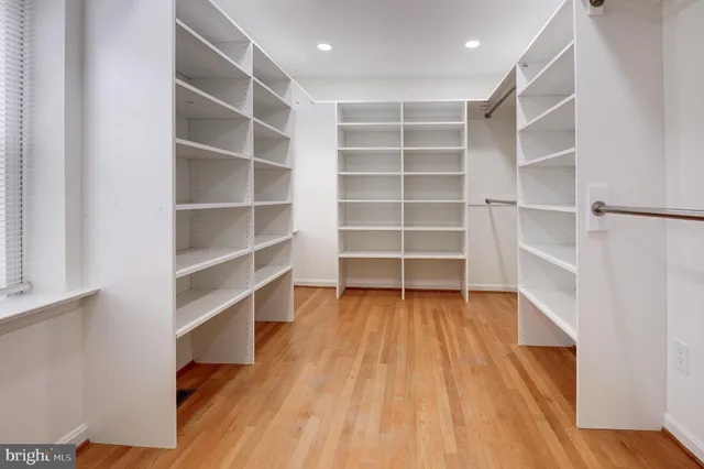 $6,995 | 9704 Hall Road, Potomac, MD 20854