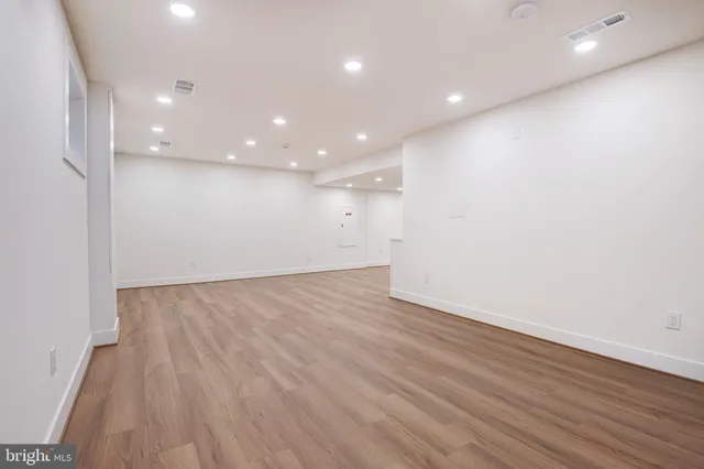 $6,995 | 9704 Hall Road, Potomac, MD 20854