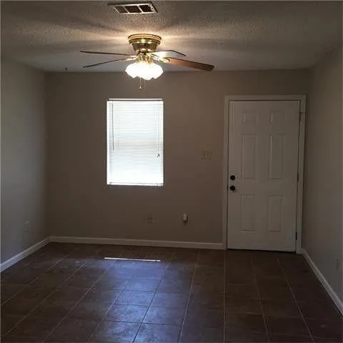 $1,650 | 66108 Oak Street, Mandeville, LA 70448