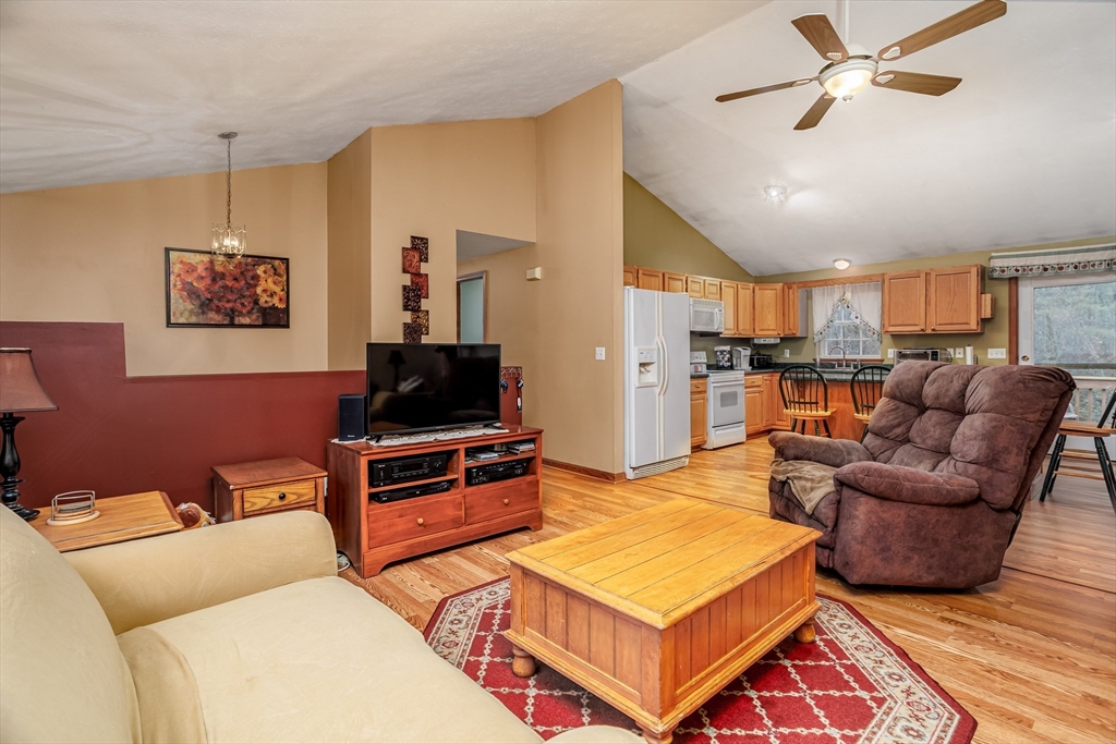 250 Teel Road Winchendon, MA 01475 - Photo 7 of 33