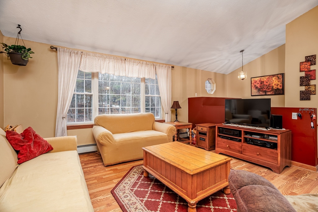 250 Teel Road Winchendon, MA 01475 - Photo 9 of 33