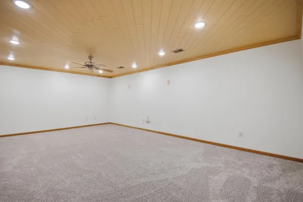 $429,900 | 1437 Nottingham Drive, Owatonna, MN 55060