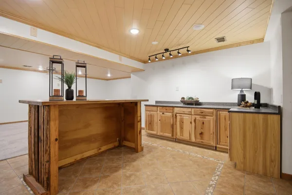 $429,900 | 1437 Nottingham Drive, Owatonna, MN 55060