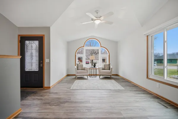 $429,900 | 1437 Nottingham Drive, Owatonna, MN 55060