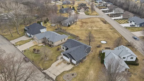 $429,900 | 1437 Nottingham Drive, Owatonna, MN 55060