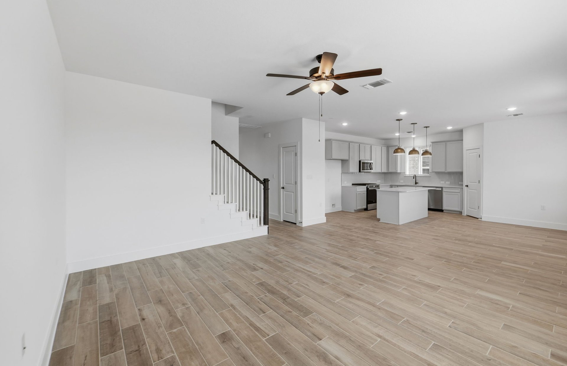 16809 Bustillos Pass Manor, TX 78653 - Photo 4 of 26