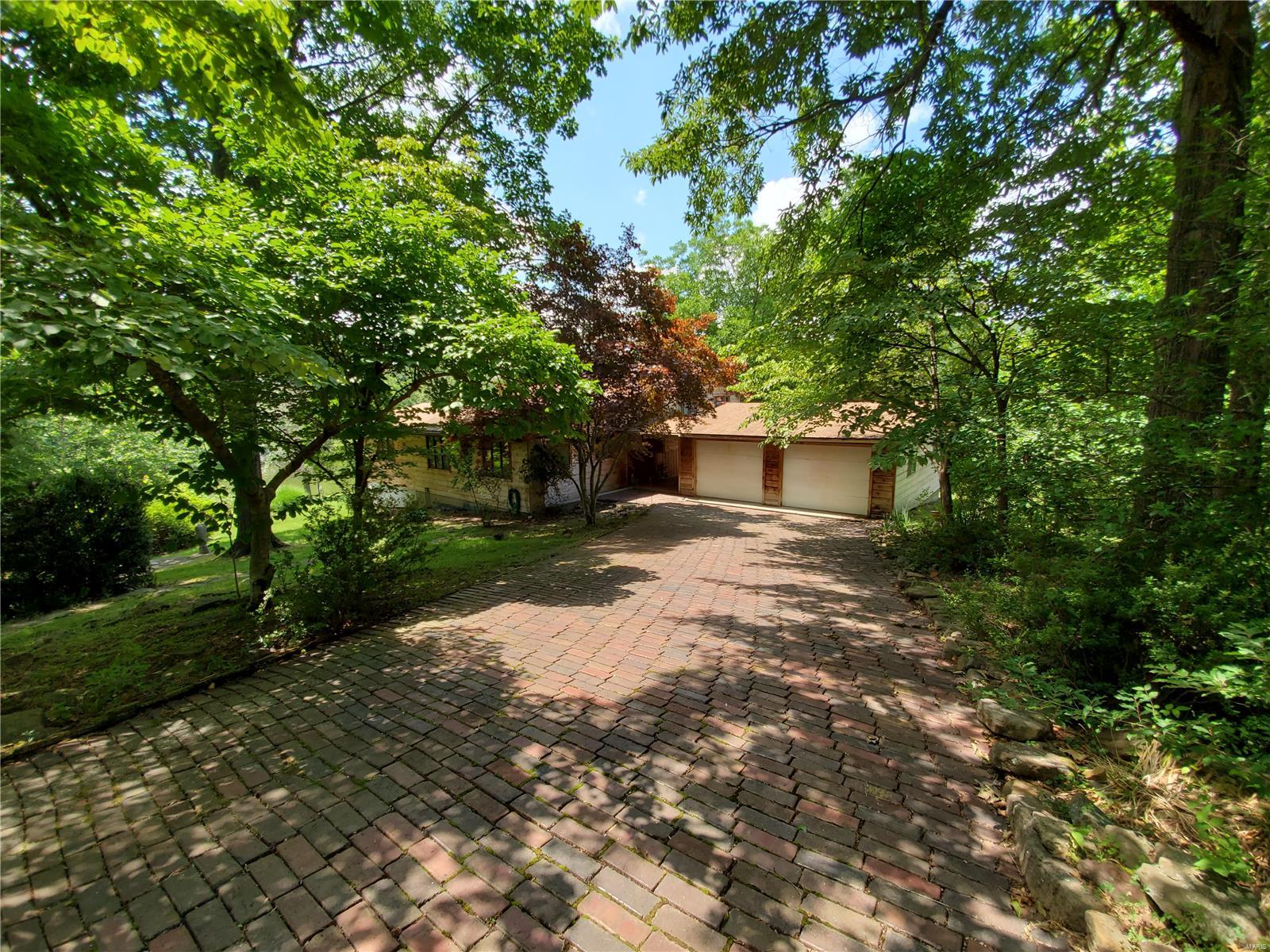 167 Apple Orchard Road Carbondale, IL 62903 - Photo 1 of 37 Gallery Image 1