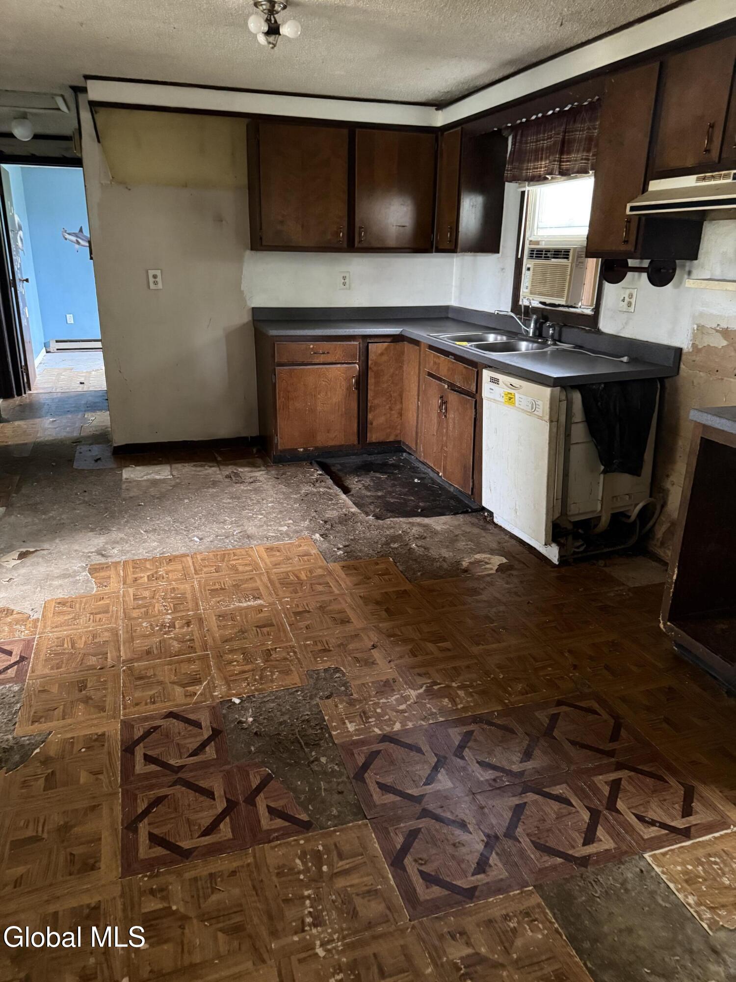 29 Ferry Road Crown Point, NY 12928 - Photo 22 of 28 IMG_0086