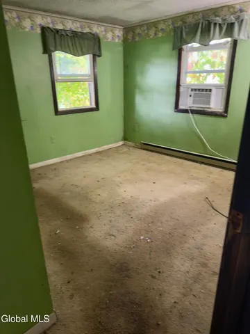 $54,222 | 29 Ferry Road, Crown Point, NY 12928