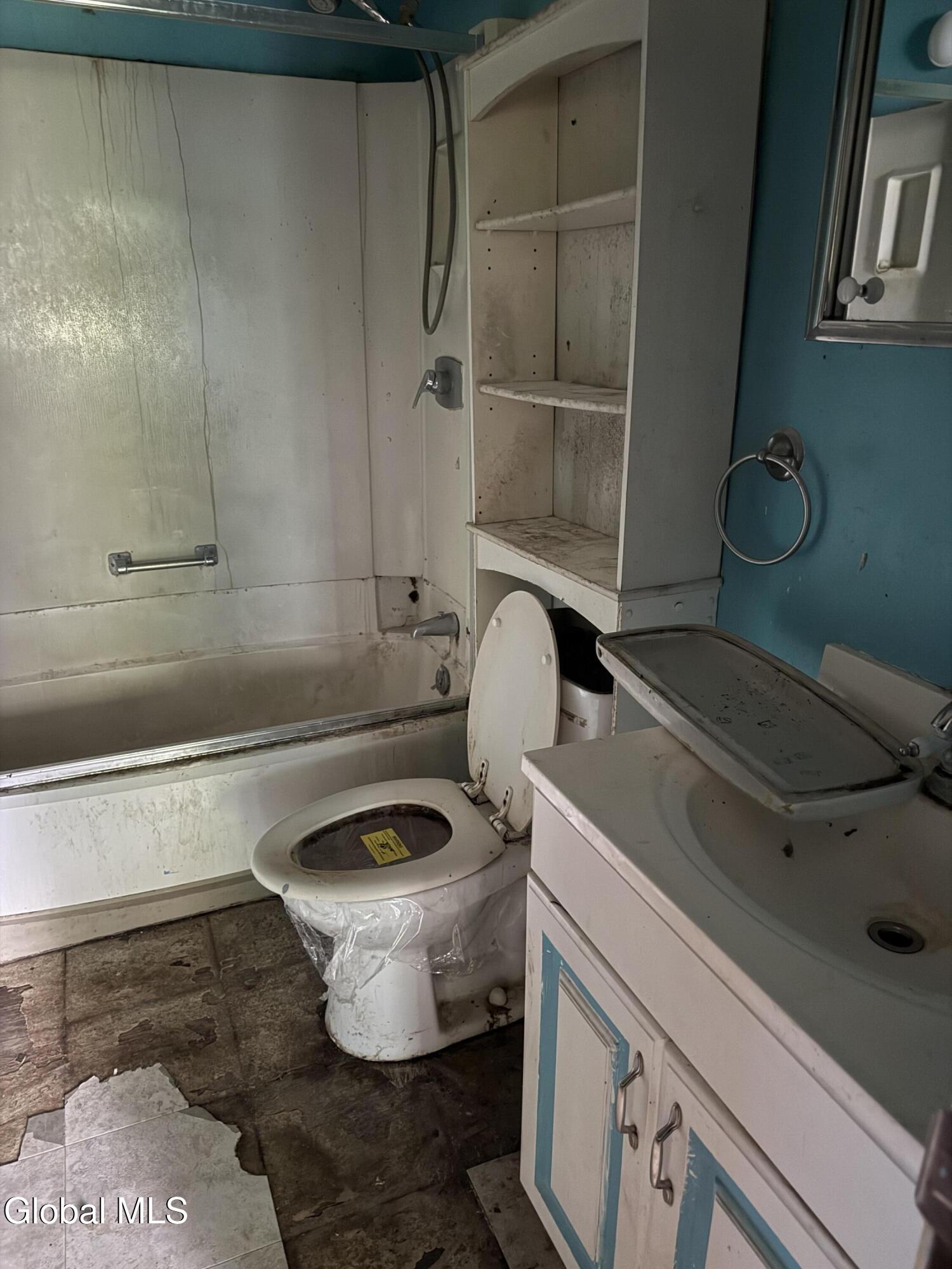 29 Ferry Road Crown Point, NY 12928 - Photo 27 of 28 IMG_0095