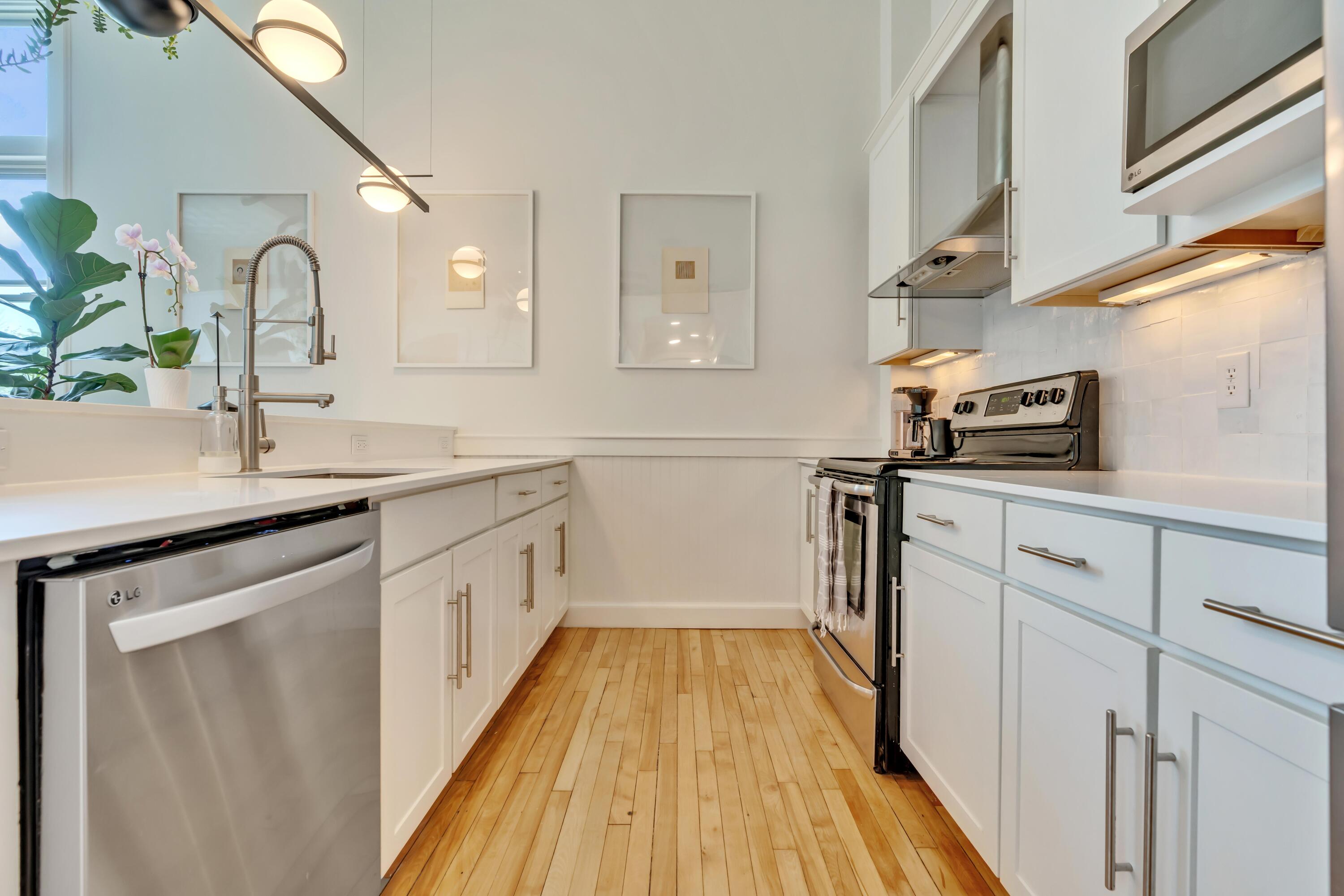 1251 Congress Street, Unit 305 Portland, ME 04102 - Photo 5 of 26 _DSC3617