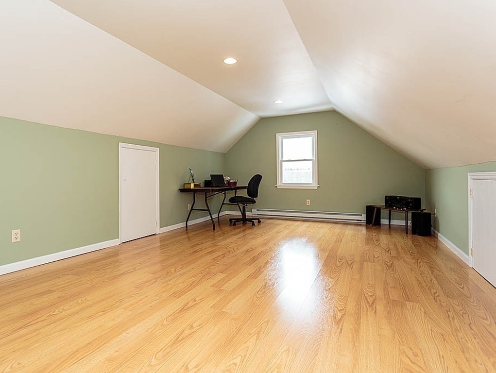 4 Pinewood Road Chelmsford, MA 01824 - Photo 25 of 30