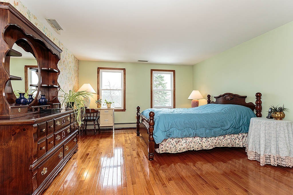 4 Pinewood Road Chelmsford, MA 01824 - Photo 6 of 30