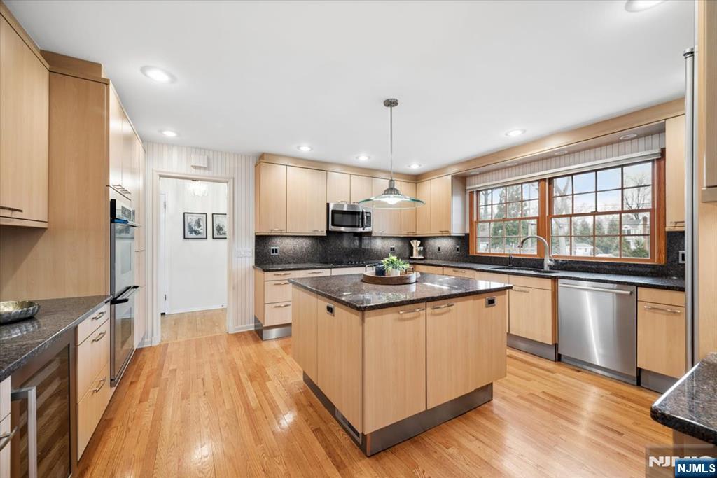 8 Bennington Road Morris Township, NJ 07960 - Photo 15 of 40