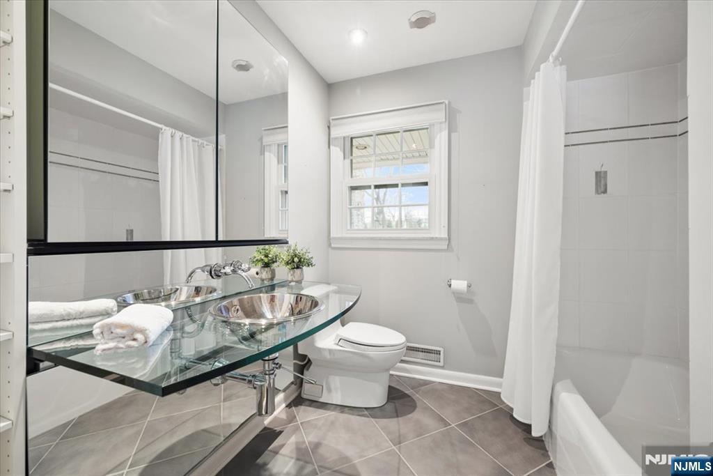 8 Bennington Road Morris Township, NJ 07960 - Photo 24 of 40