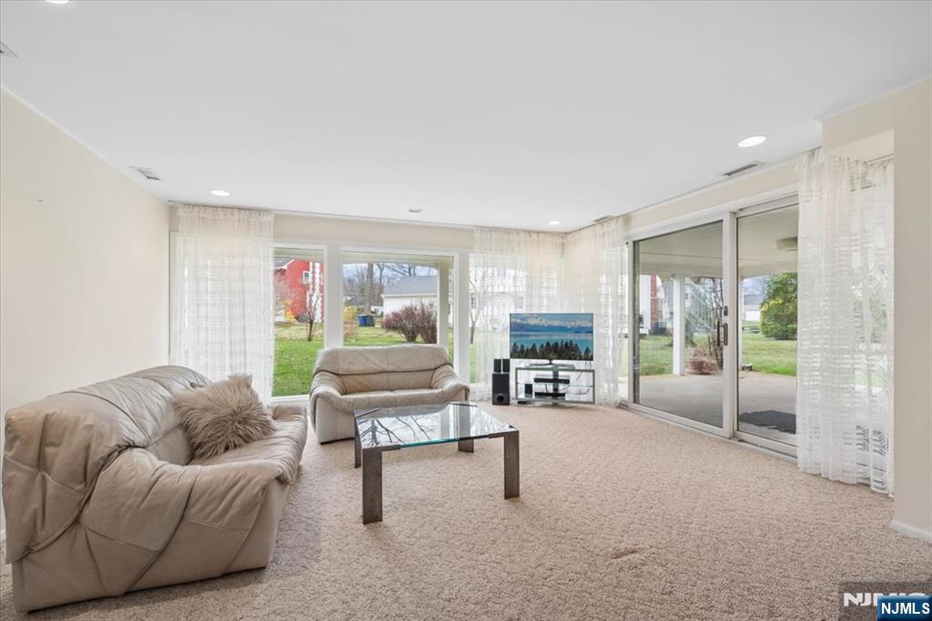 8 Bennington Road Morris Township, NJ 07960 - Photo 31 of 40