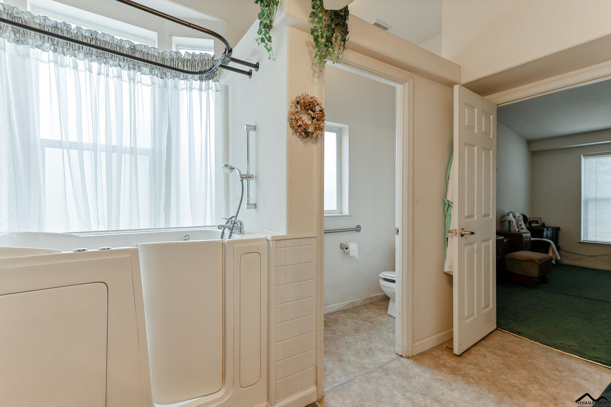17568 Treat Road Anderson, CA 96007 - Photo 43 of 62