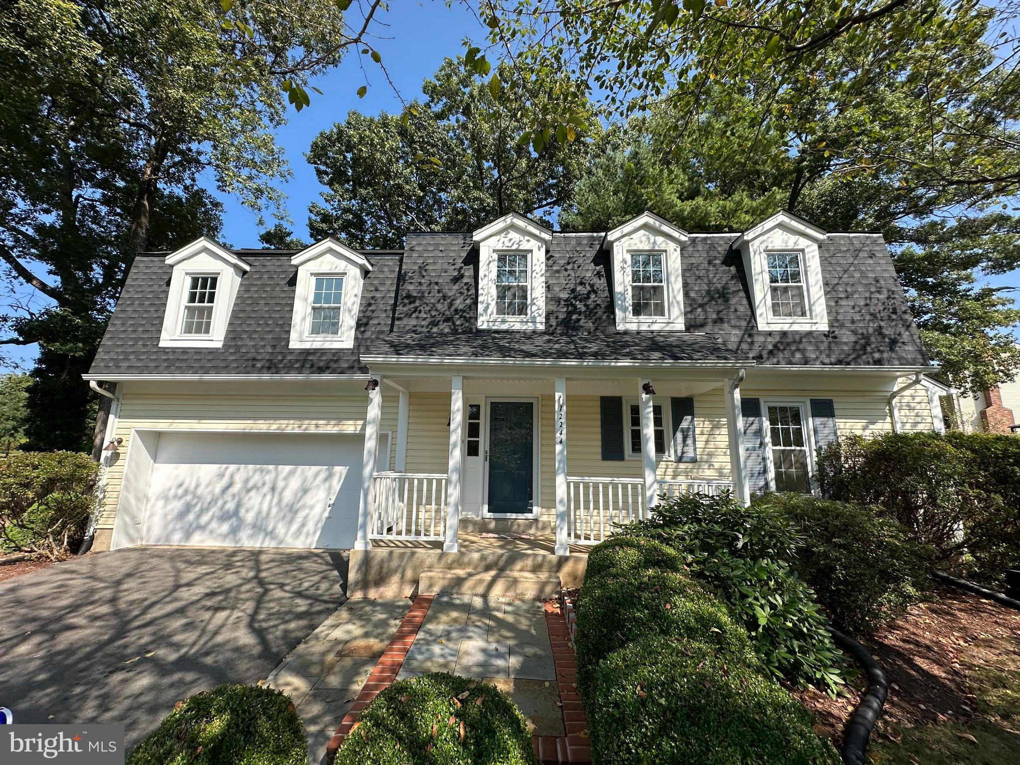 12244 Ox Hill Road Fairfax, VA 22033 - Photo 2 of 43