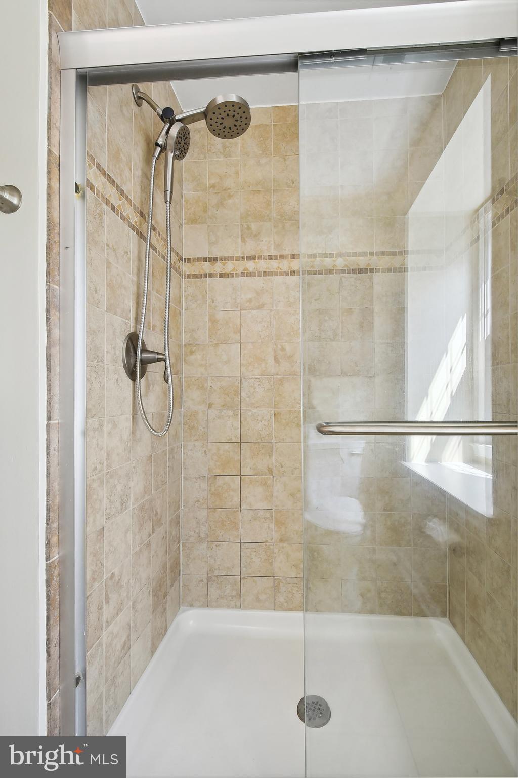 12244 Ox Hill Road Fairfax, VA 22033 - Photo 21 of 43