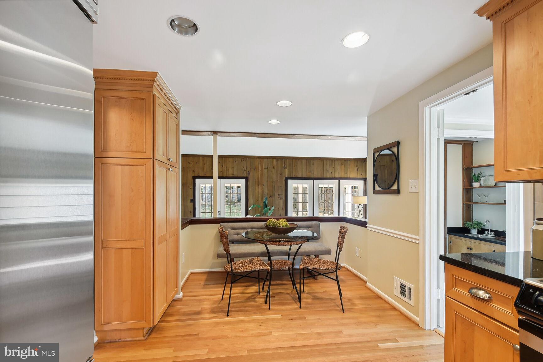 12244 Ox Hill Road Fairfax, VA 22033 - Photo 9 of 43