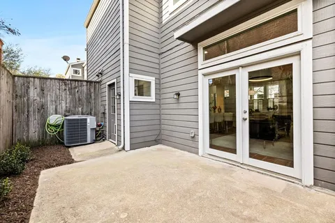 $439,000 | 4006 Holland Avenue, Unit D, Dallas, TX 75219