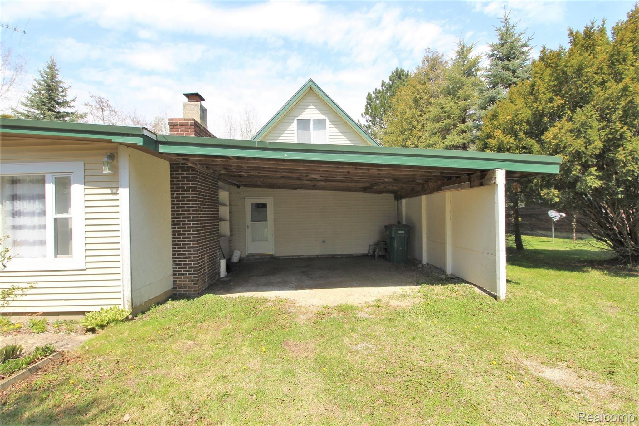 6949 Mann Road Port Sanilac, MI 48469 - Photo 38 of 48 IMG_8331.JPG