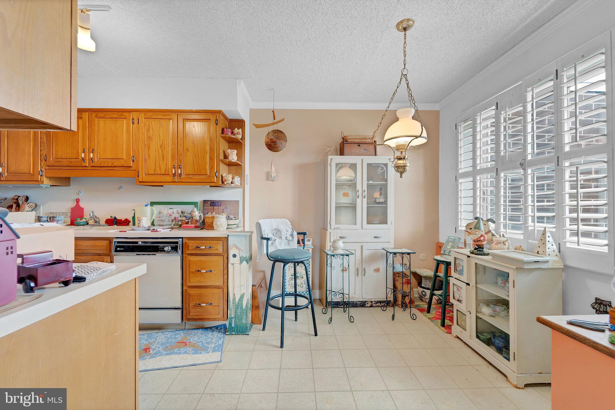 860 Lower Ferry Road, Unit 6M Ewing, NJ 08628 - Photo 11 of 23