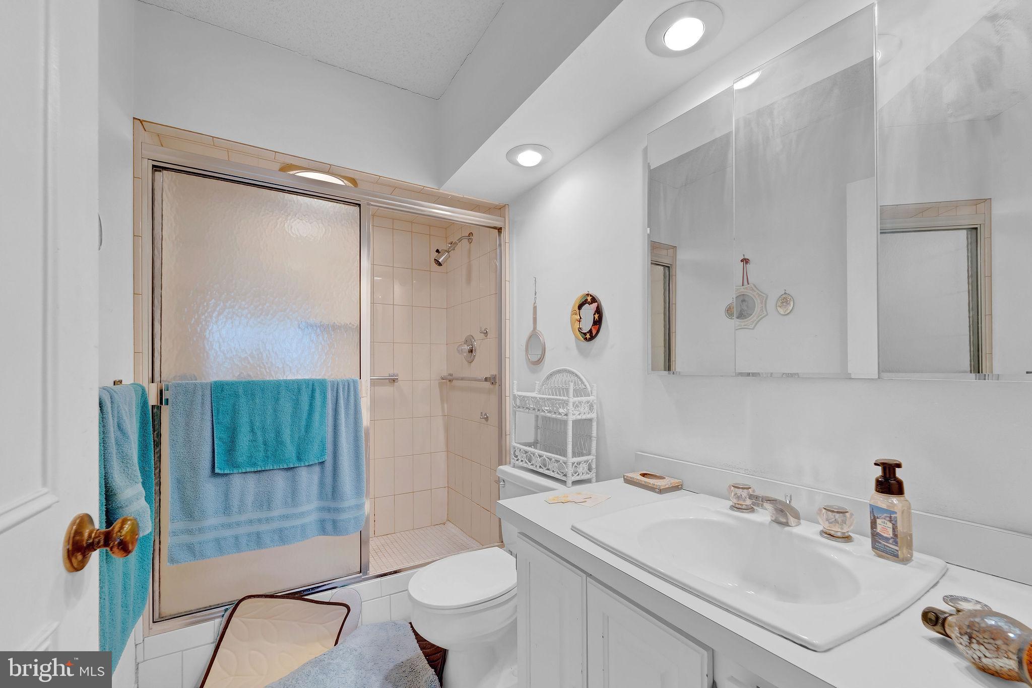 860 Lower Ferry Road, Unit 6M Ewing, NJ 08628 - Photo 17 of 23