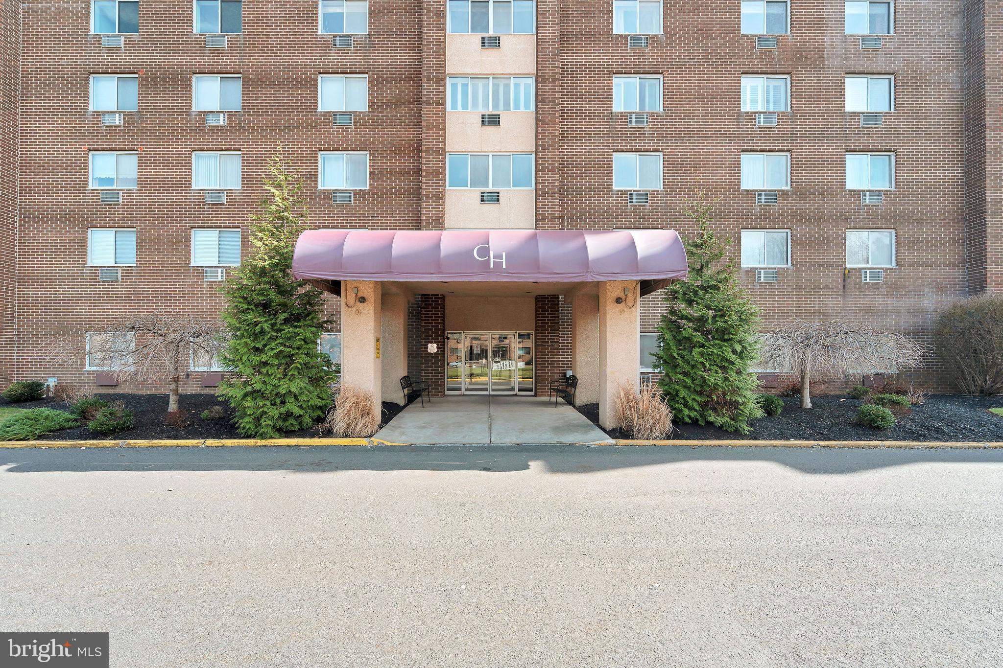 860 Lower Ferry Road, Unit 6M Ewing, NJ 08628 - Photo 2 of 23