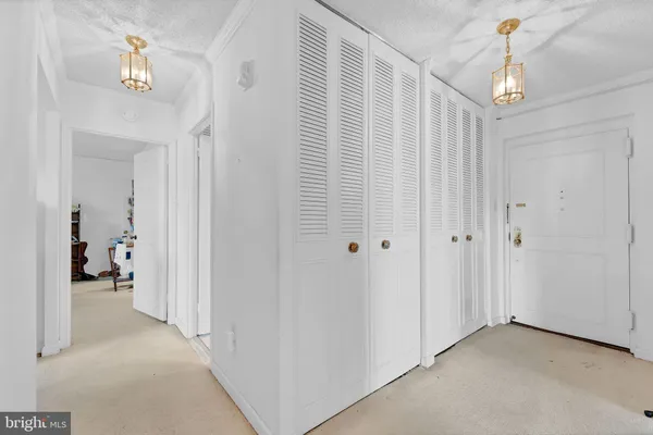 $125,000 | 860 Lower Ferry Road, Unit 6M, Ewing, NJ 08628