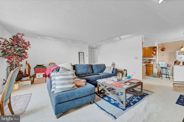 $125,000 | 860 Lower Ferry Road, Unit 6M, Ewing, NJ 08628