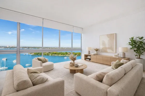 $1,150,000 | 7934 West Drive, Unit 1101, North Bay Village, FL 33141