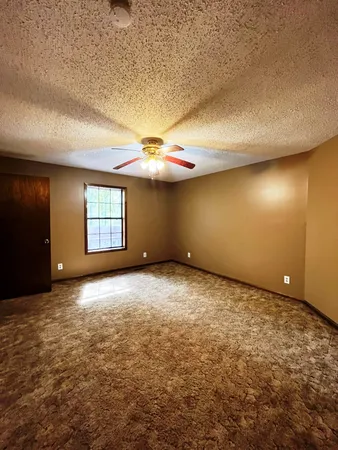 $1,400 | 327 Sandy Kaye Road, Big Rock, TN 37023