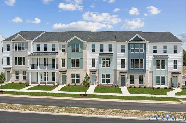 a view of an buildings with a street view