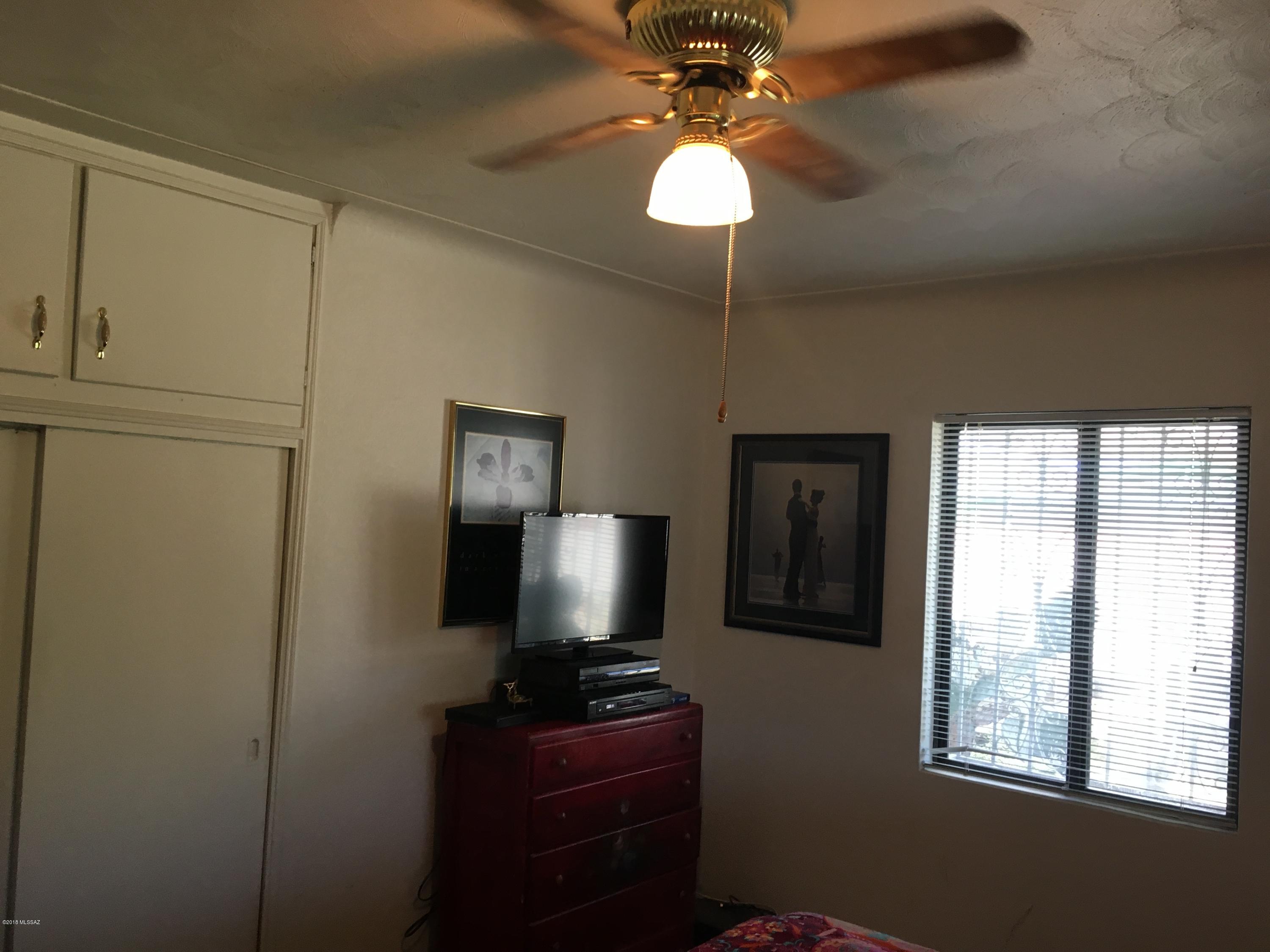 2225 East Fort Lowell Road, Unit 1 Tucson, AZ 85719 - Photo 9 of 11 Gallery Image 9