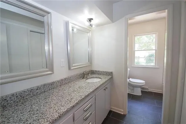 $290,000 | 400 East 91st Street, Kansas City, MO 64131