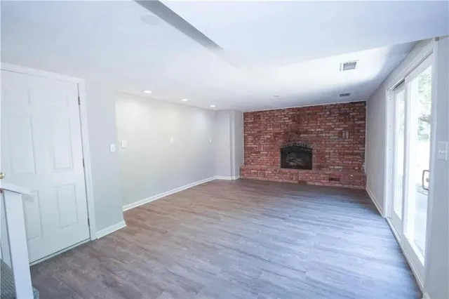 $290,000 | 400 East 91st Street, Kansas City, MO 64131